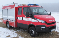 DA - L 1 T - IVECO DAILY 4x2 se skříňovou nástavbou