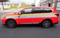 VA - L 1 Z MITSUBISHI OUTLANDER