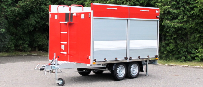 Přívěs pro hašení s celkovou hmotností 2000 kg