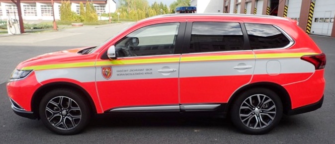 VA - L 1 Z MITSUBISHI OUTLANDER